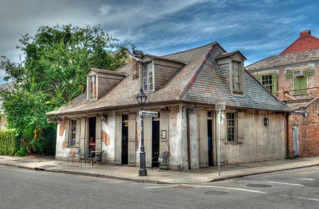 lugares embrujados Lafitte's Blacksmith Shop Bar