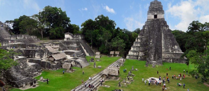 ruinas maya tikal guatemala
