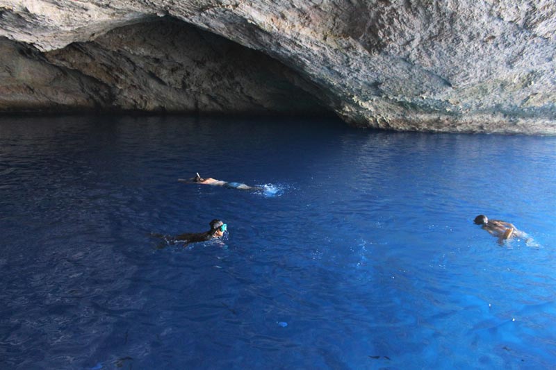 Cueva Azul de Cabrera